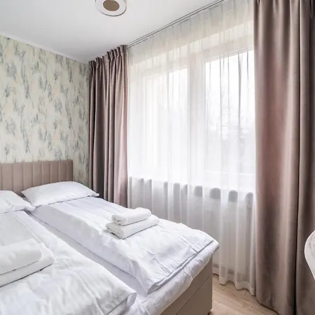 Emilii Plater, Sun & Snow *