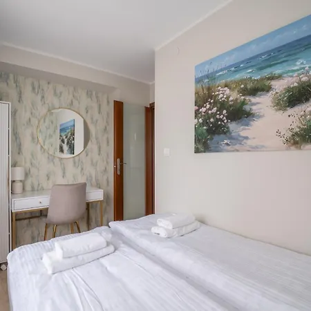 Emilii Plater, Sun & Snow * Gdansk