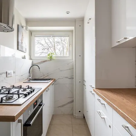 Emilii Plater, Sun & Snow Gdaňsk